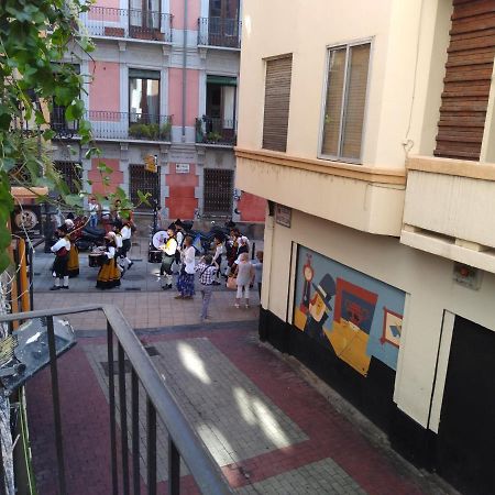 Acojedor Piso A Metros Del Pilar Y Plaza Espana Zaragoza Luaran gambar
